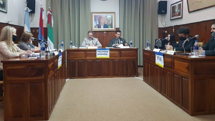 Consejo Deliberante de Apóstoles firma declaración de condena a la invasión rusa a Ucrania.