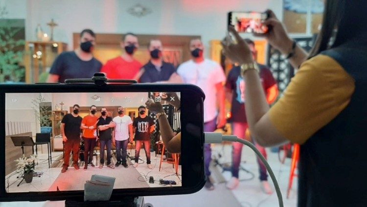 Minist&eacute;rio Viver no Amor, da Par&oacute;quia S&atilde;o Vicente de Paulo