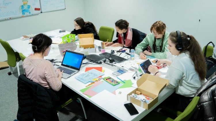 Studies and solidarity