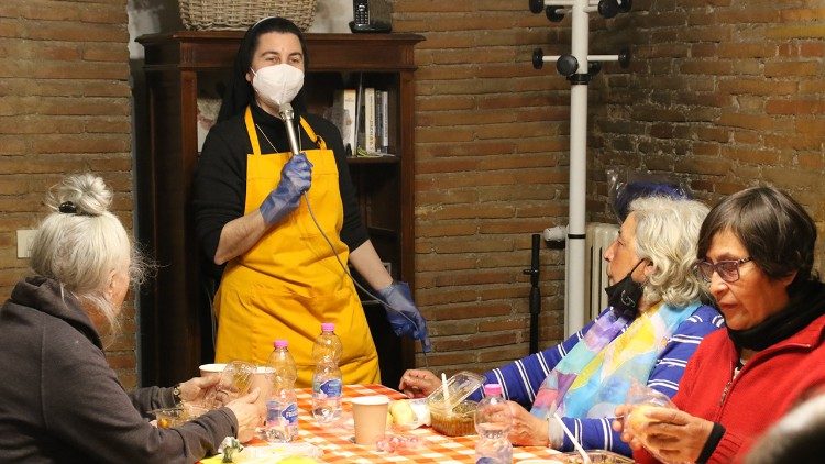 La cena per i poveri a Palazzo Migliori