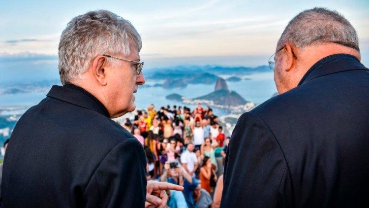 Visito do núncio apostólico dom Giambattista