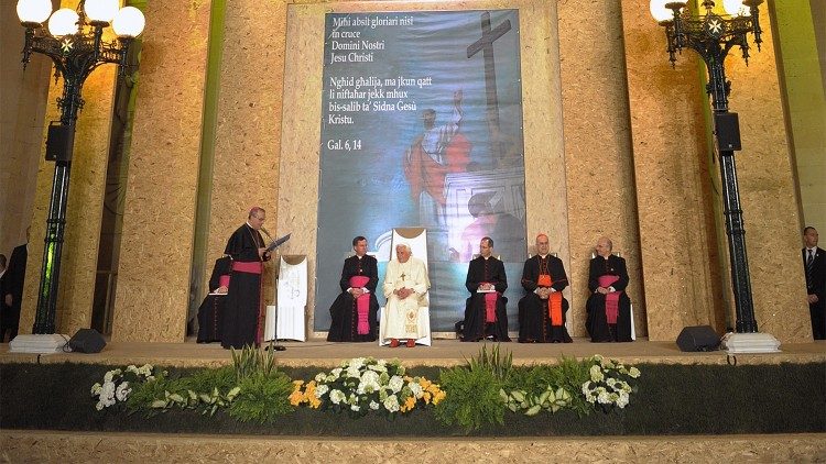 Malta (17-04-2010): Benedetto XVI, visita Grotta di San Paolo.
