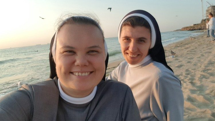 Siostry Jonasza Bukowska i Anna Vovnenko