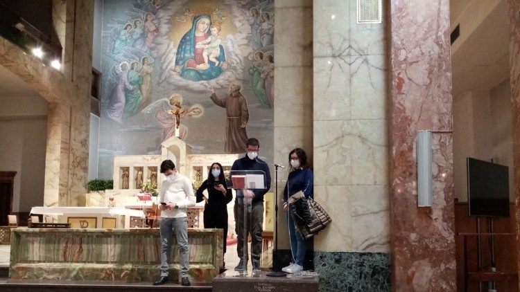 La Via Crucis all'interno del Santuario di Santa Maria delle Grazie di San Giovanni Rotondo