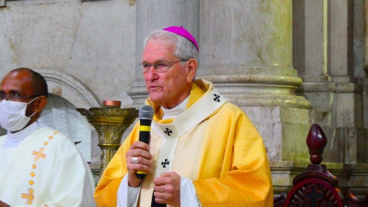 Dom Leonardo na Missa Crismal