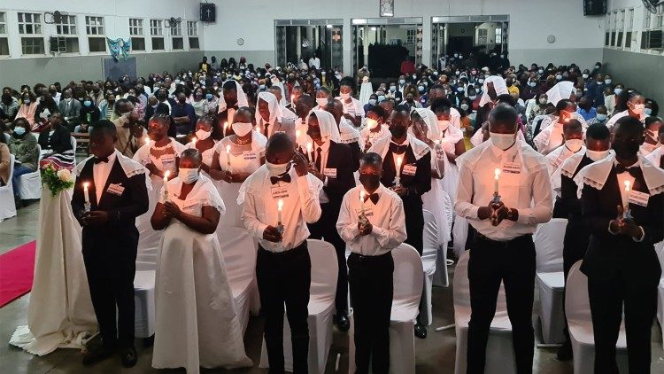 Baptismos na Paróquia de São Francisco Xavier do Benfica (Maputo, Moçambique)