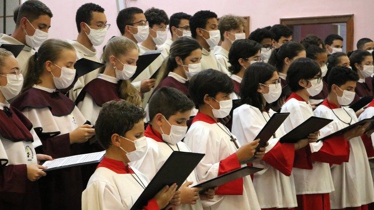 A viagem dos Corais dos Canarinhos ao Mato Grosso do Sul