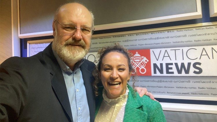 Ziza Fernandes com Silvonei José