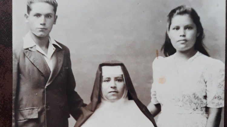 Profesión religiosa de Aguchita