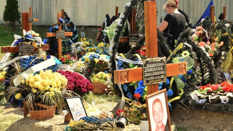 Abp Szewczuk: modlę się za matki, których dzieci zginęły z ręki wroga