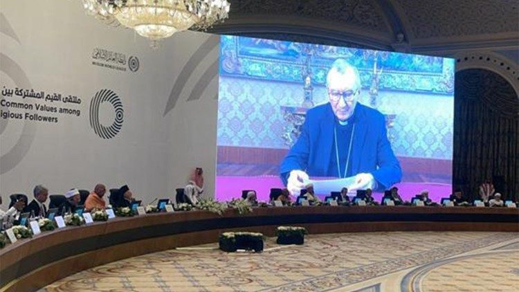 Cardinal Pietro Parolin speaking to the meeting participants