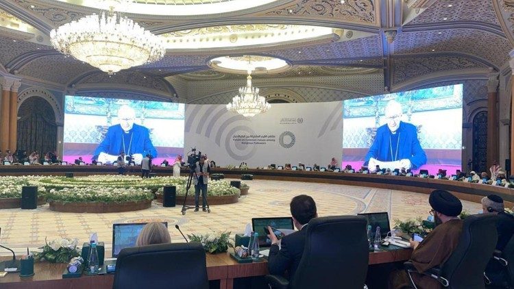 Riad: intervento del cardinale Parolin