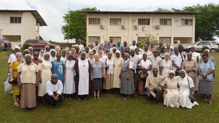2022.05.17 Supérieurs majeurs de Côte d'Ivoire