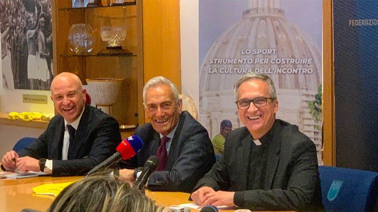 Un momento de la conferencia de prensa