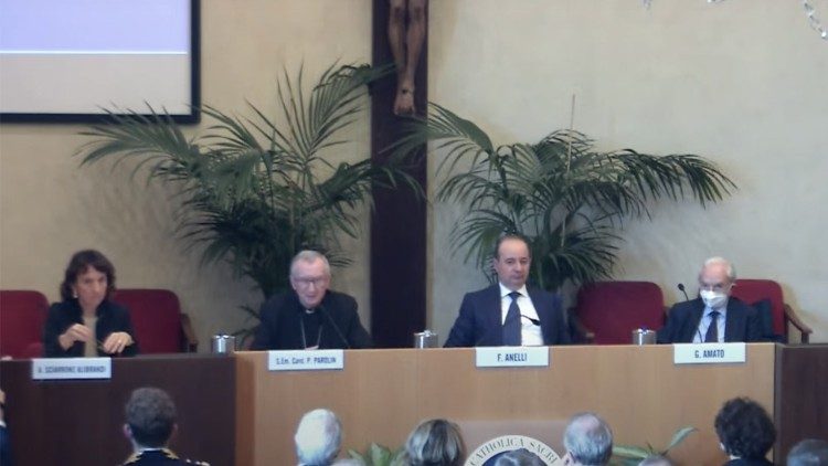 La conferenza alla Cattolica