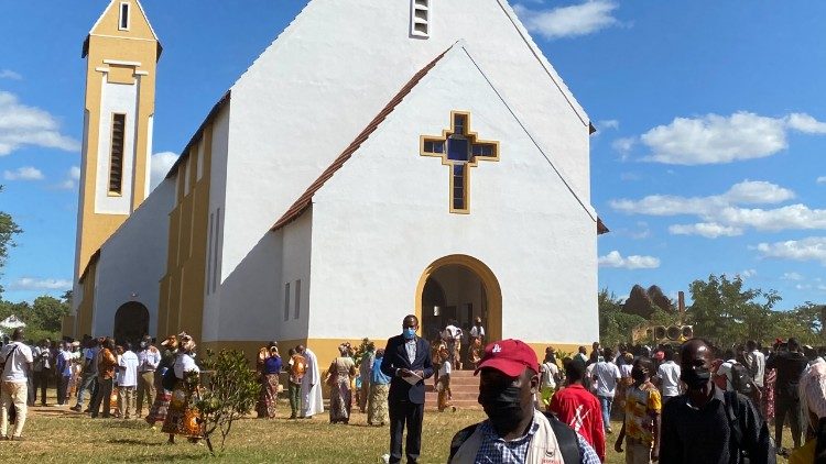 Igreja paroquial, Santa Maria do Namuno, reabilitada