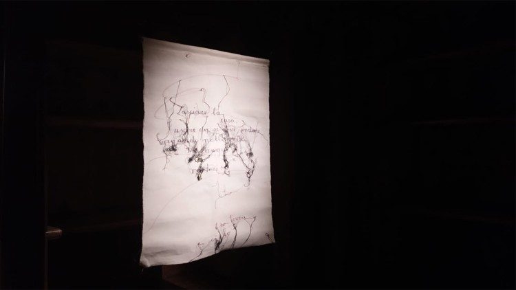 La mostra "L'arte di tessere la libertà. Maria Lai incontra la Biblioteca Apostolica Vaticana"