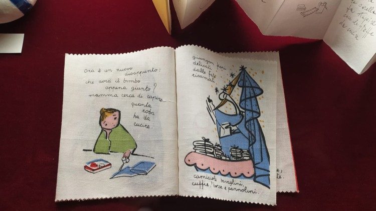 La mostra "L'arte di tessere la libertà. Maria Lai incontra la Biblioteca Apostolica Vaticana" 