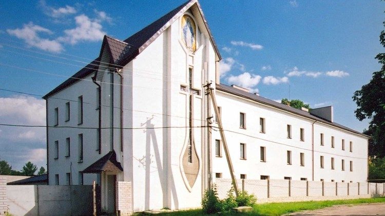 Минастир сестер кармеліток босих в Покотилівці, що біля Харкова 