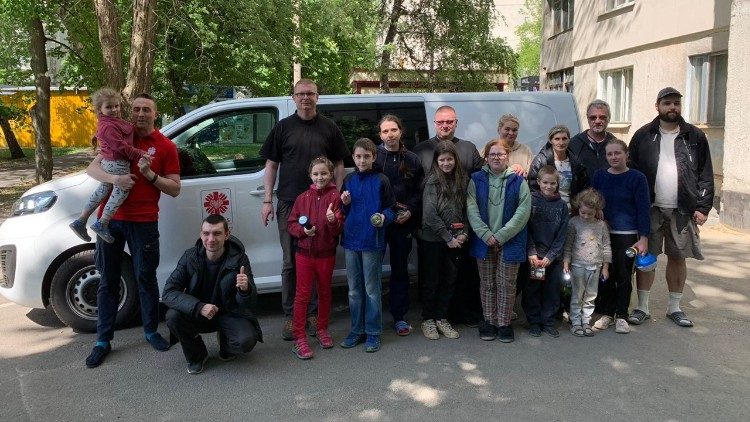 Ukraina: dramat dzieci w ostrzeliwanych miastach 