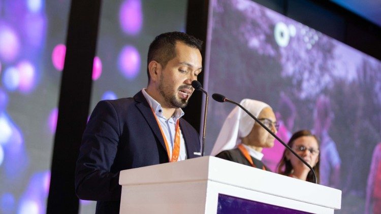 Secretario General de la CIEC, Óscar Pérez Sayago