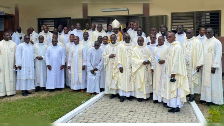 2022.06.01 Jubilé d'argent du séminaire  Saint Paul VI 