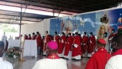 celebrao-que-visou-saudar-os-30-da-visita-de-JPII-a-angola.jpg