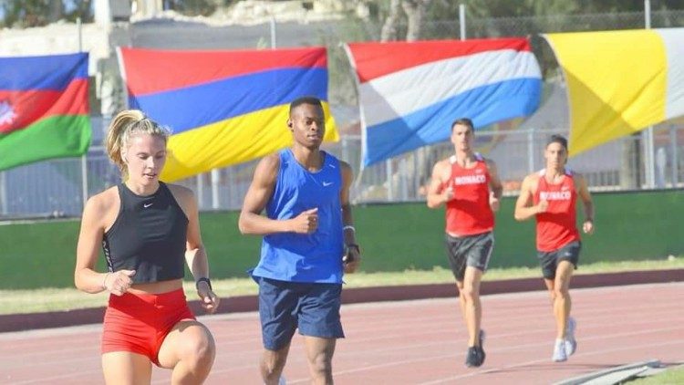 Un'istantanea di una gara di mezzofondo