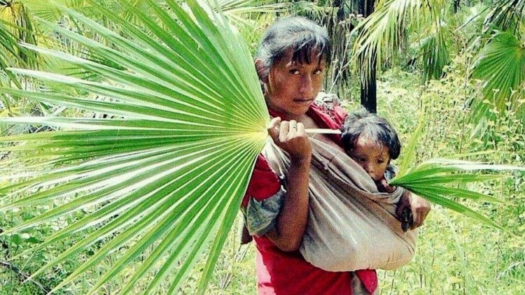 Indígenas tolupanes o xicaques y otros lencas de la zona de Guajiquiro