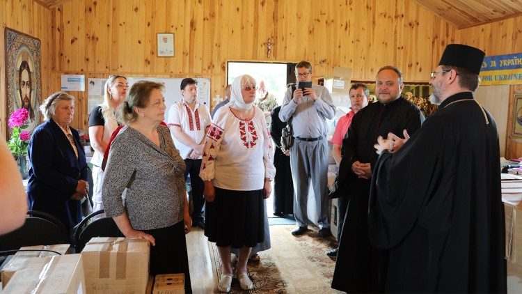 Abp Szewczuk podczas wizyty w Sumach.