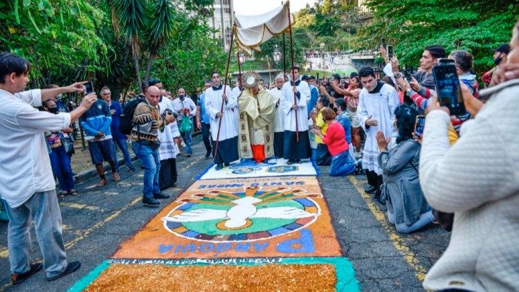 Siku kuu ya Mwili na Damu ya Yesu