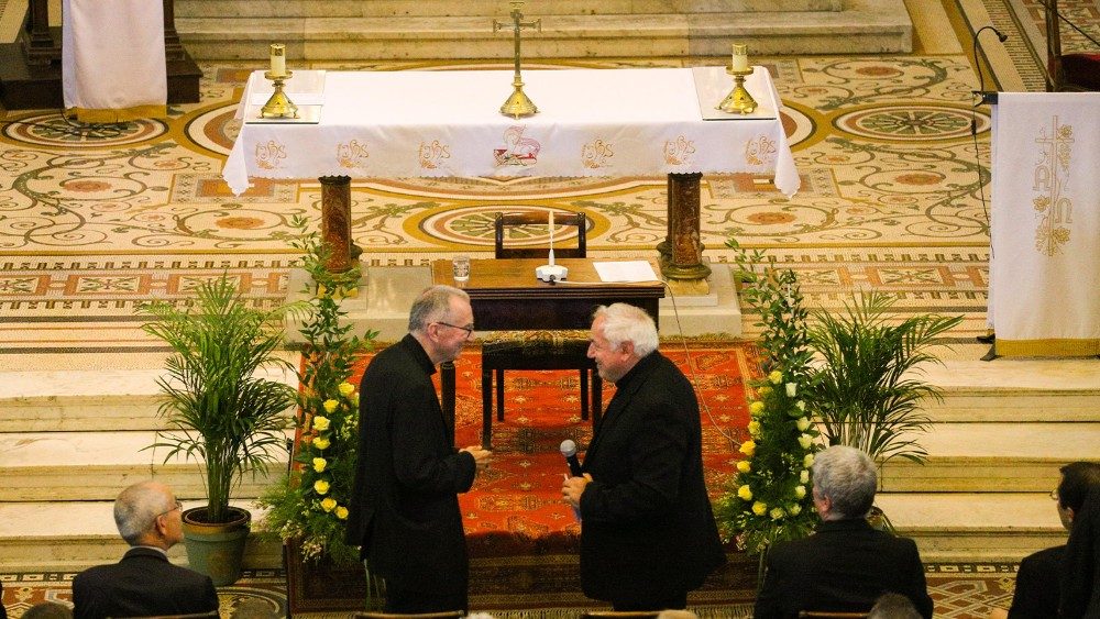 Le cardinal Pietro Parolin et Mgr Jean-Marc Aveline à Marseille, le 24 juin 2022. Crédit photo: Gaël Barrera. 