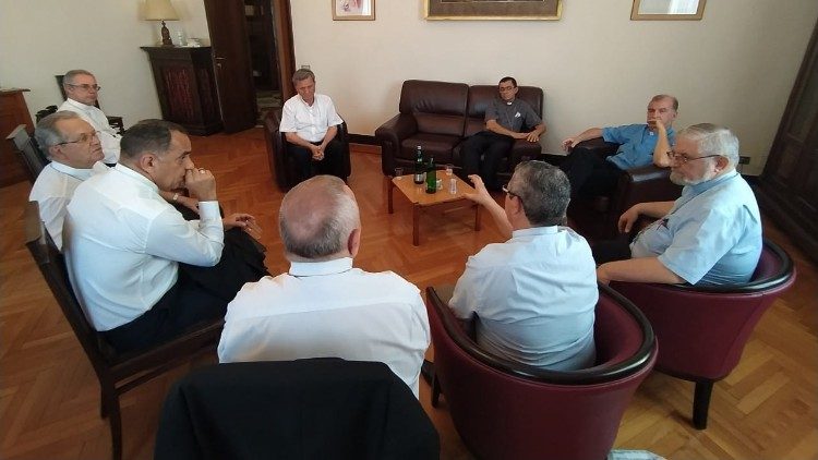 Bispos brasileiros com o cardeal Grech