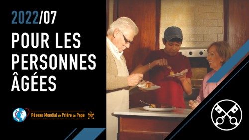 En juillet, le Pape François invite à prier pour les personnes âgées 