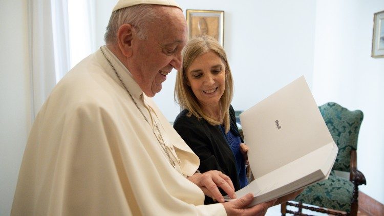 Papa Francesco e Bernarda Llorente