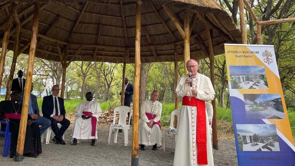À Juba, bénédiction de la première pierre de la nonciature apostolique, en présence du cardinal Pietro Parolin - le 7 juillet 2022