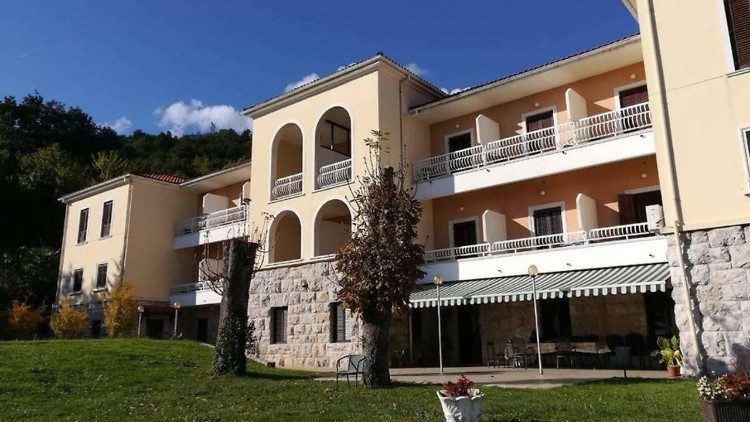 La casa diocesana Domus Laurana che ospita gli Incontri