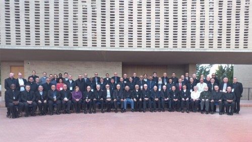 Celam: "É hora de sair, de caminhar juntos, de martírio e de encontro com todos"