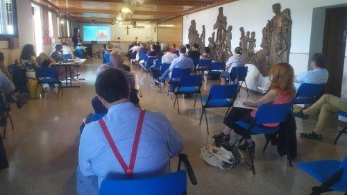 Ghiacciai, lupi e sicurezza: i mille volti delle montagne