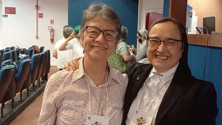 Ir. Eliane Cordeiro ao lado de Ir. Maria Inês (Foto: site da CRB)