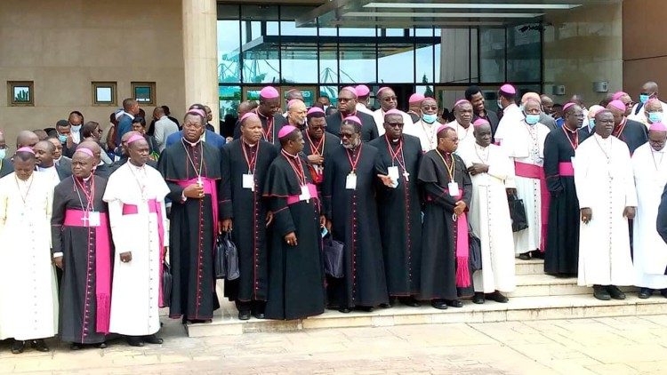 Les évèques de l'ACERAC