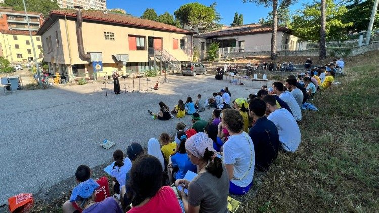 Un momento di catechesi lungo la Marcia