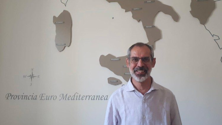 O. Roberto Del Riccio SJ