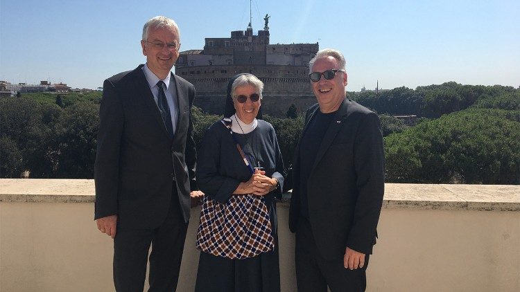 Zu Besuch bei Radio Vatikan nach der Generalaudienz beim Papst