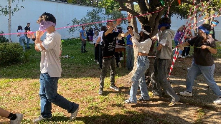 Studenti di Faenza a Casa Scalabrini 634 per il progetto "Rifugiato per un giorno"