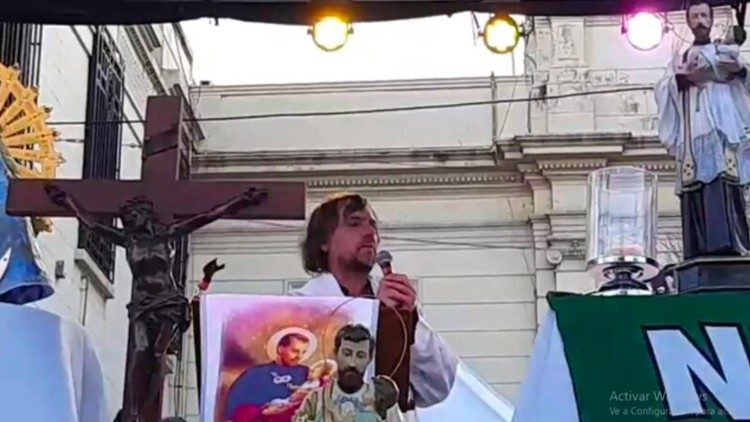 2022.08.09 Padre Pepe di Paola