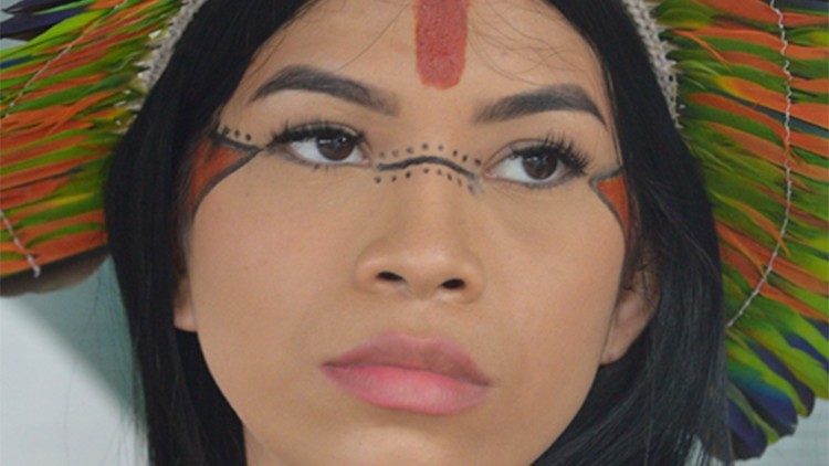 Jovem indígena participante do X Fórum Social Pan-Amazônico. Foto: RosaMMartins