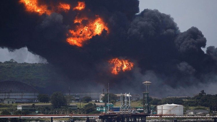 2022.08.10 Zona industrial de Matanzas, Cuba