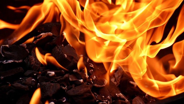 Moto wa Neno lake unaokuja ili sisi wadhambi tupate kuponywa na kujaliwa uzima wa milele na si kinyume chake.