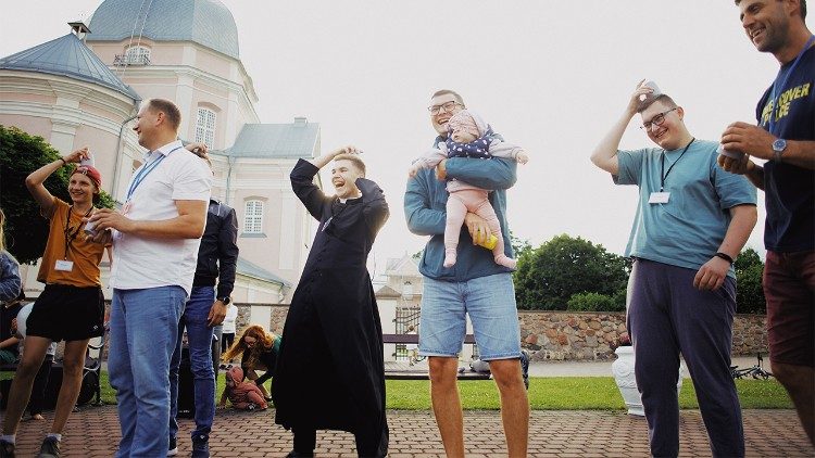 „Namų Bažnyčios“ rekolekcijos. (Roberto Dakševičiaus nuotrauka)